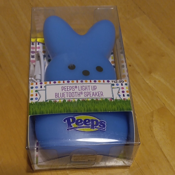 Peeps Light Up Bluetooth Speaker - Pink or Blue NWT - Picture 3 of 4